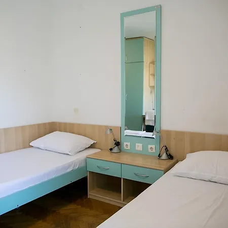 Spinut Auberge de jeunesse