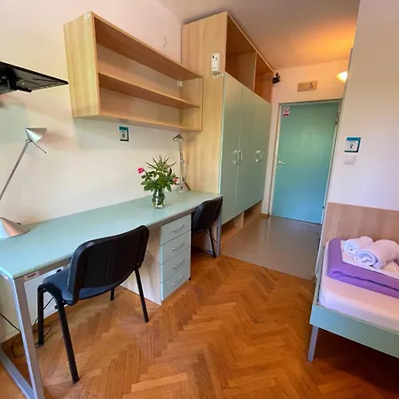 Hostel Hostel Spinut Split