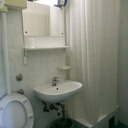 Hostel Spinut Split