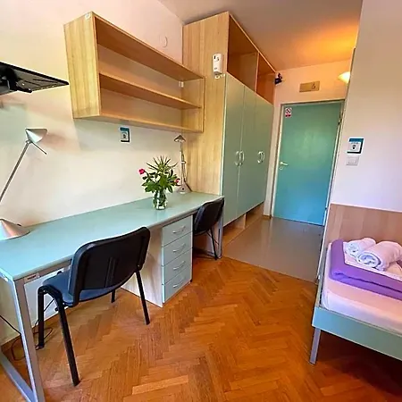 Hostel Spinut *